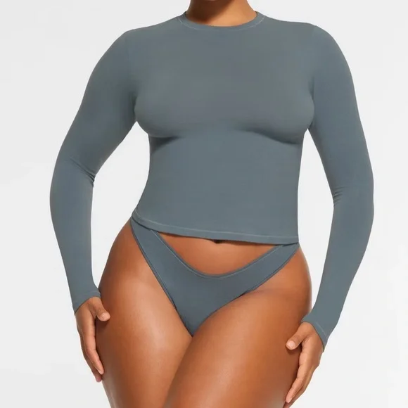 Skims Long Sleeve Cotton Jersey T- Shirt - Picture 1 of 4